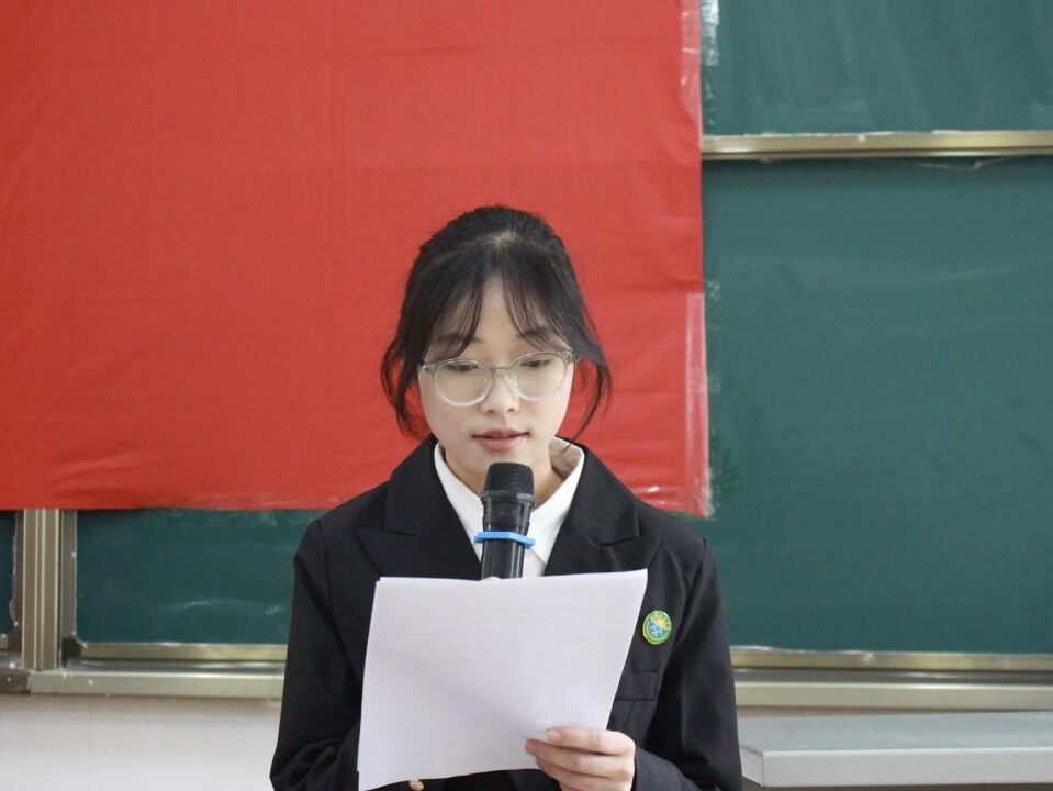 b39be3bb24d28f204280ecdbc72d5bf2.jpg b39be3bb24d28f204280ecdbc72d5bf2.jpg