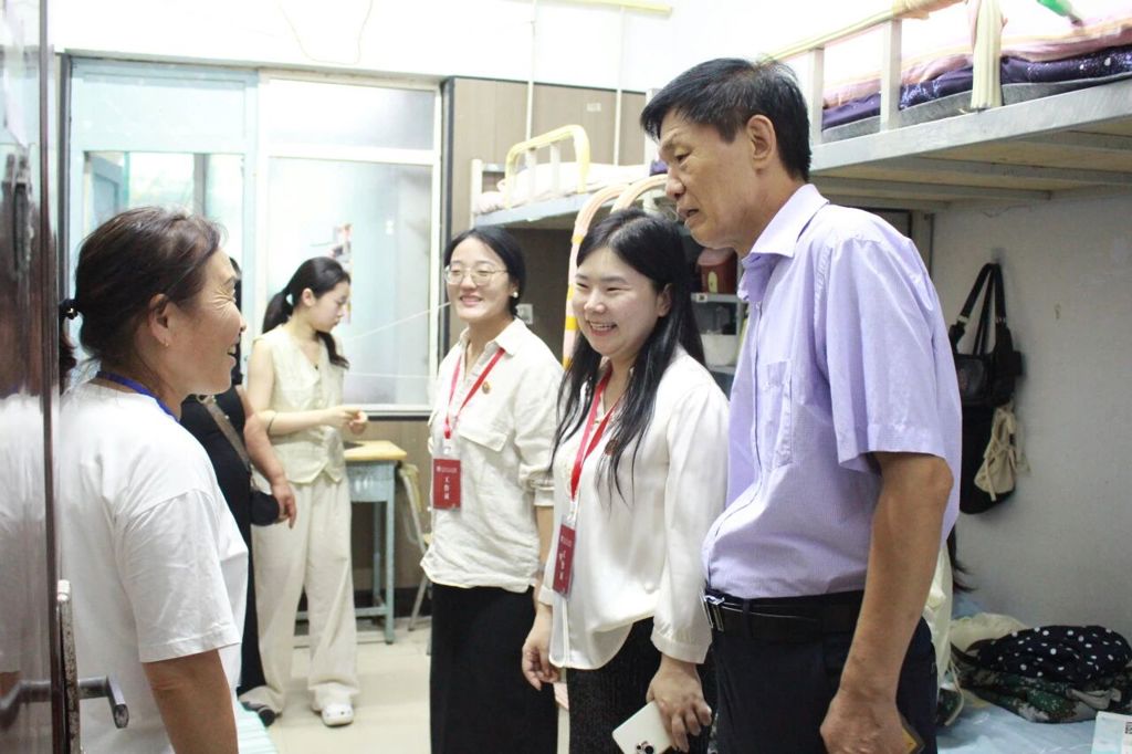 ecbff24cb48fdb047e4600865846d727.jpg